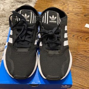Adidas Swift Run X NEVER WORN